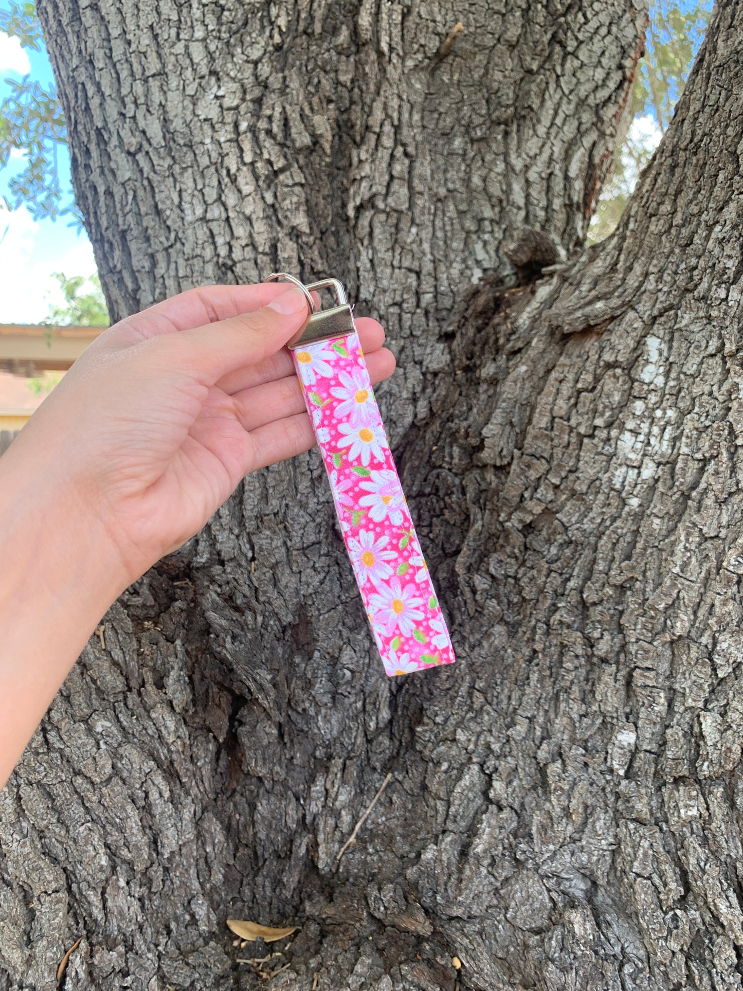 Daisy Floral on Pink Key Fob