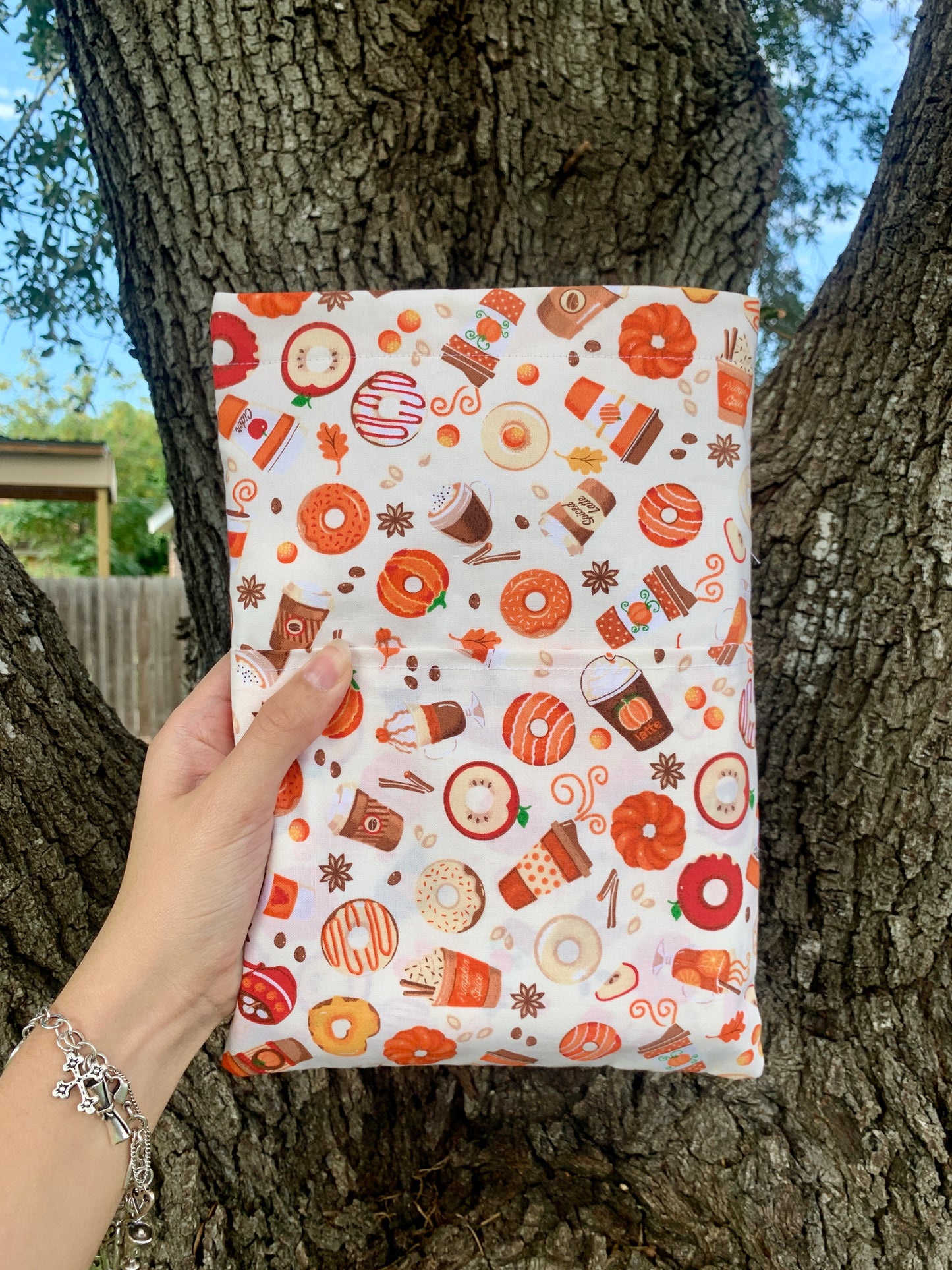 Sweet Fall Treats Book Sleeve