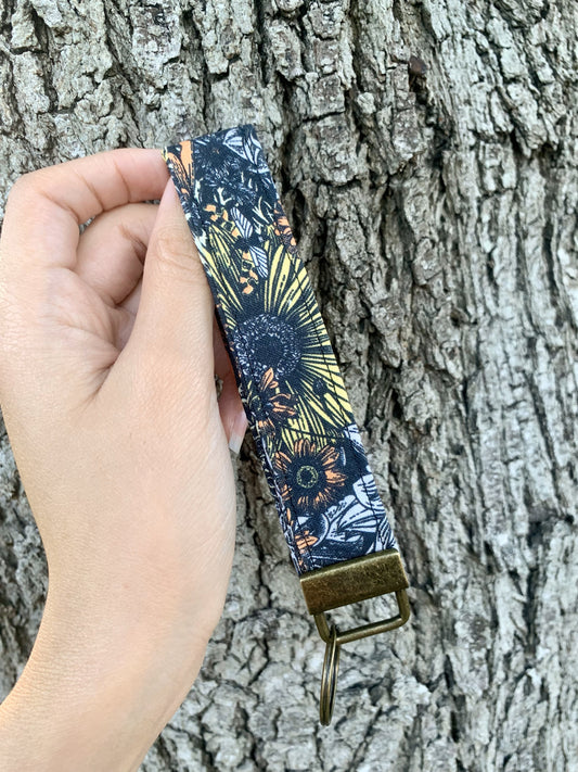 Fall Daisy Key Fob